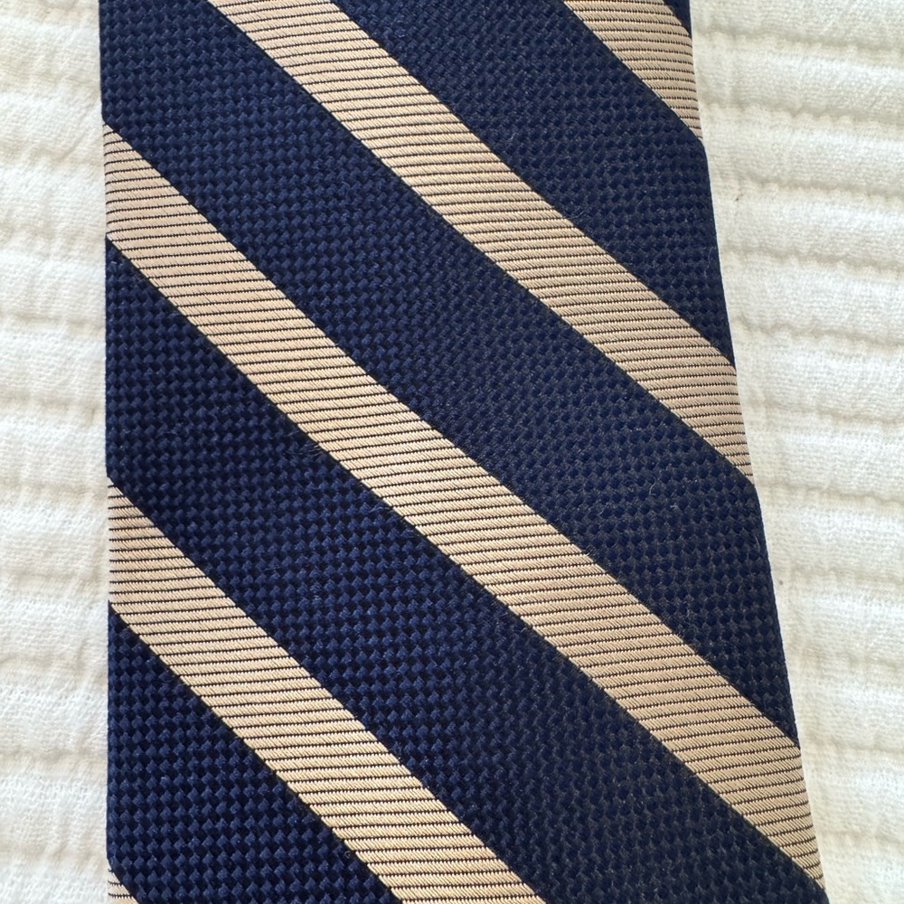 Silk, Hickey Freeman, tie